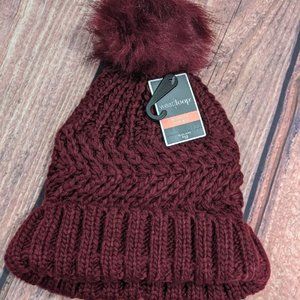 nwt maroon knit pom hat